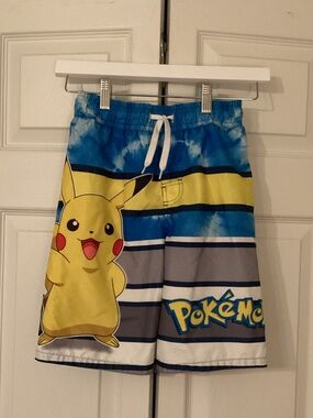 Pokemon Blue & Yellow Pikachu Boys' Shorts Size Medium Waist 23 Inseam 7.5